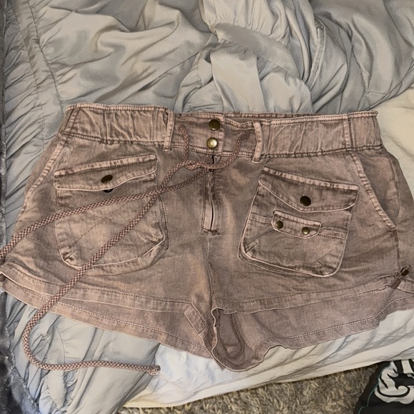 Free people short cargo style shorts - Picture 3 of 3